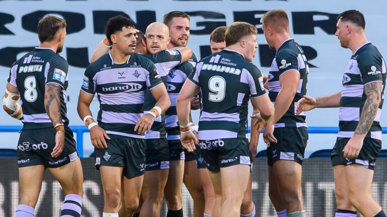 Huddersfield beat Hull FC in bottom-of-the-table clash