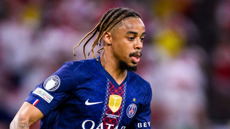 Liverpool agree £120m deal in principle for Barcola