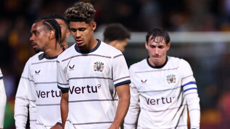 Bradford beat Burnley on pens to reach third round