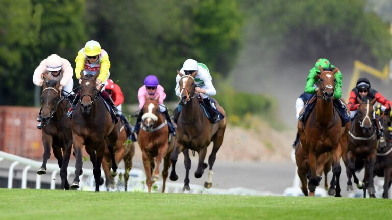 Chepstow, Lingfield and Wolverhampton host today’s live racing action