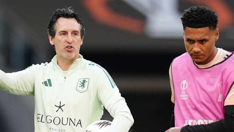 ‘Ask him’ – Emery cryptic on Watkins amid transfer interest