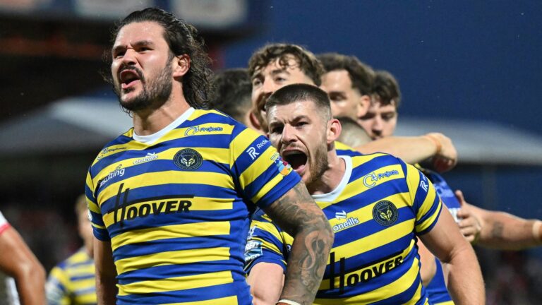 Hull KR vs Warrington LIVE! Wolves take control against Robins