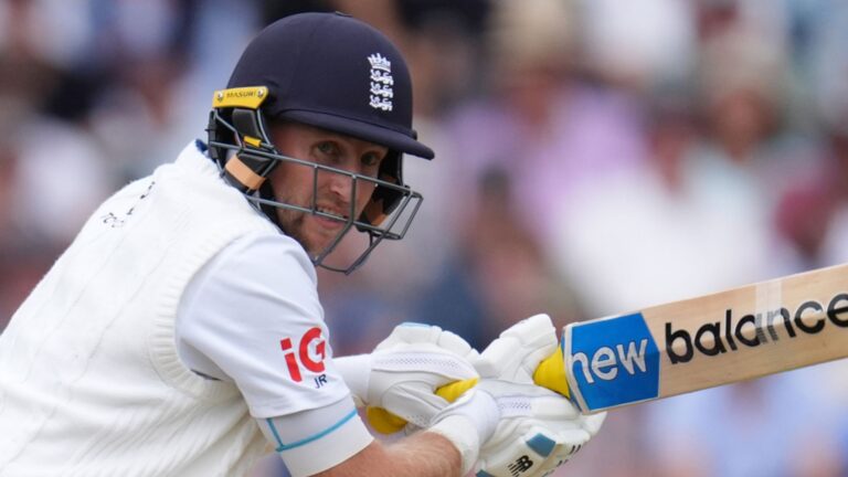 Raining at Headingley as England look to press home advantage vs Pakistan LIVE!
