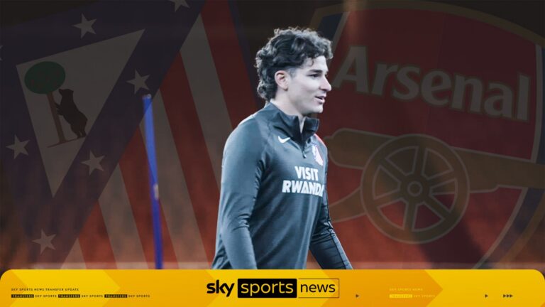 ‘A glimmer of hope’ | Could Alvarez still end up at Arsenal?