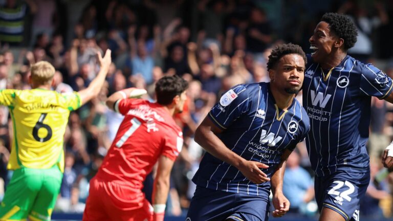 Millwall, Pompey lead; Birmingham peg back Bristol City – EFL LIVE on Sky!