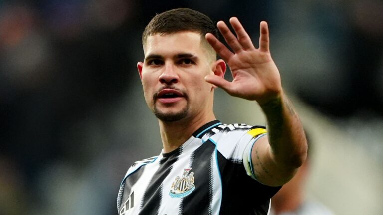Arsenal agree fee for Guimaraes