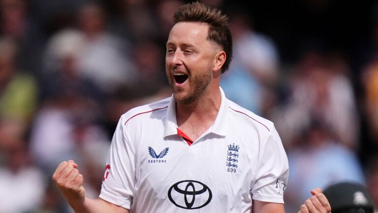 Robinson strikes twice in over as England hunt series win vs Pakistan LIVE!