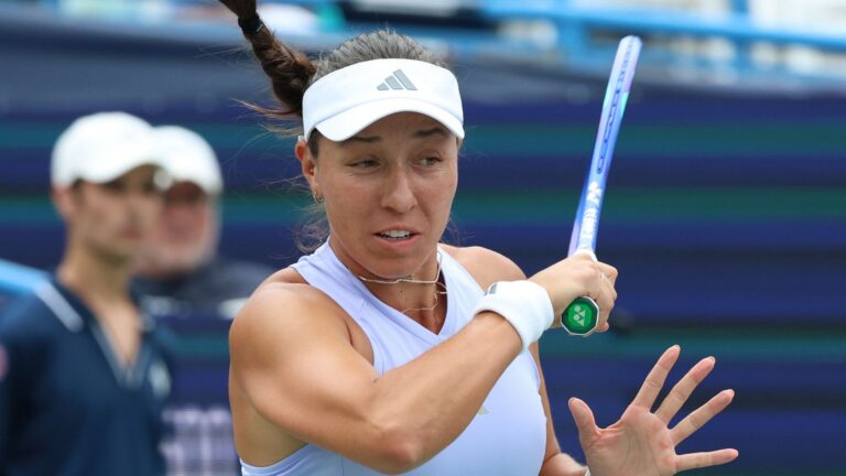 Pegula leads Eala as rain suspends DC Open final