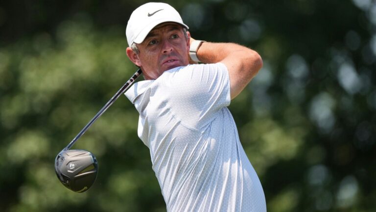 McIlroy pulls himself back into contention at BMW Championship