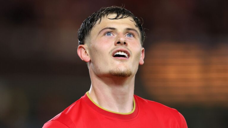 Debut Lankshear goal sees Boro past Wrexham as Wolves & Stevenage progress