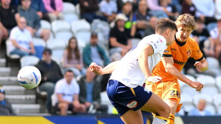 Fer Lopez scores twice in Wolves win