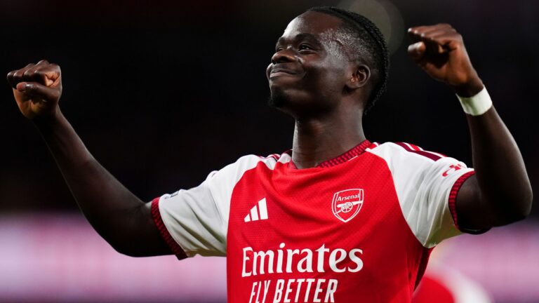Napoli vs Arsenal team news LIVE!