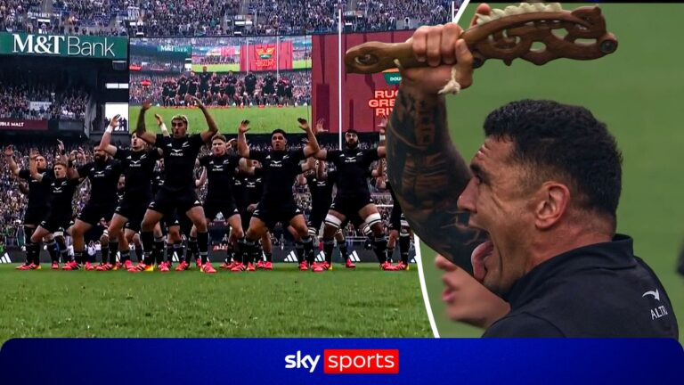Spine-tingling New Zealand Haka in front of captivated US crowd!