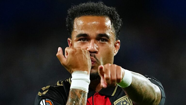 Europa League: Palace in cruising, Bournemouth two up, Celtic trail LIVE!