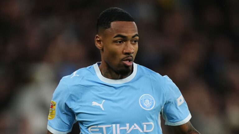 Allan scores on debut to add third for Man City against Norwich LIVE!